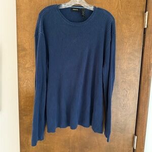 Claiborne Men's Blue Crewneck Sweater